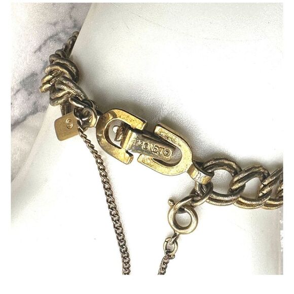 Monet gold tone vintage link bracelet with safety chain - Picture 6 of 7